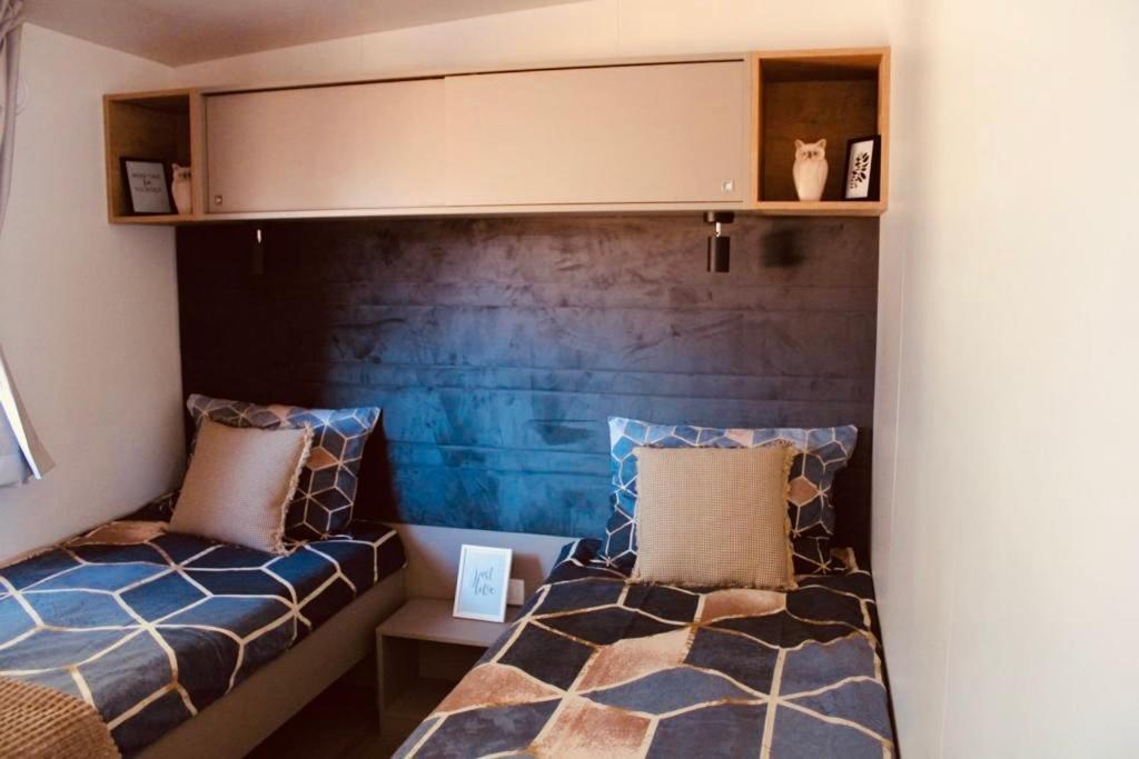 Mobile Home Peponi Del Mar, Brand New Biograd Na Moru Exteriör bild