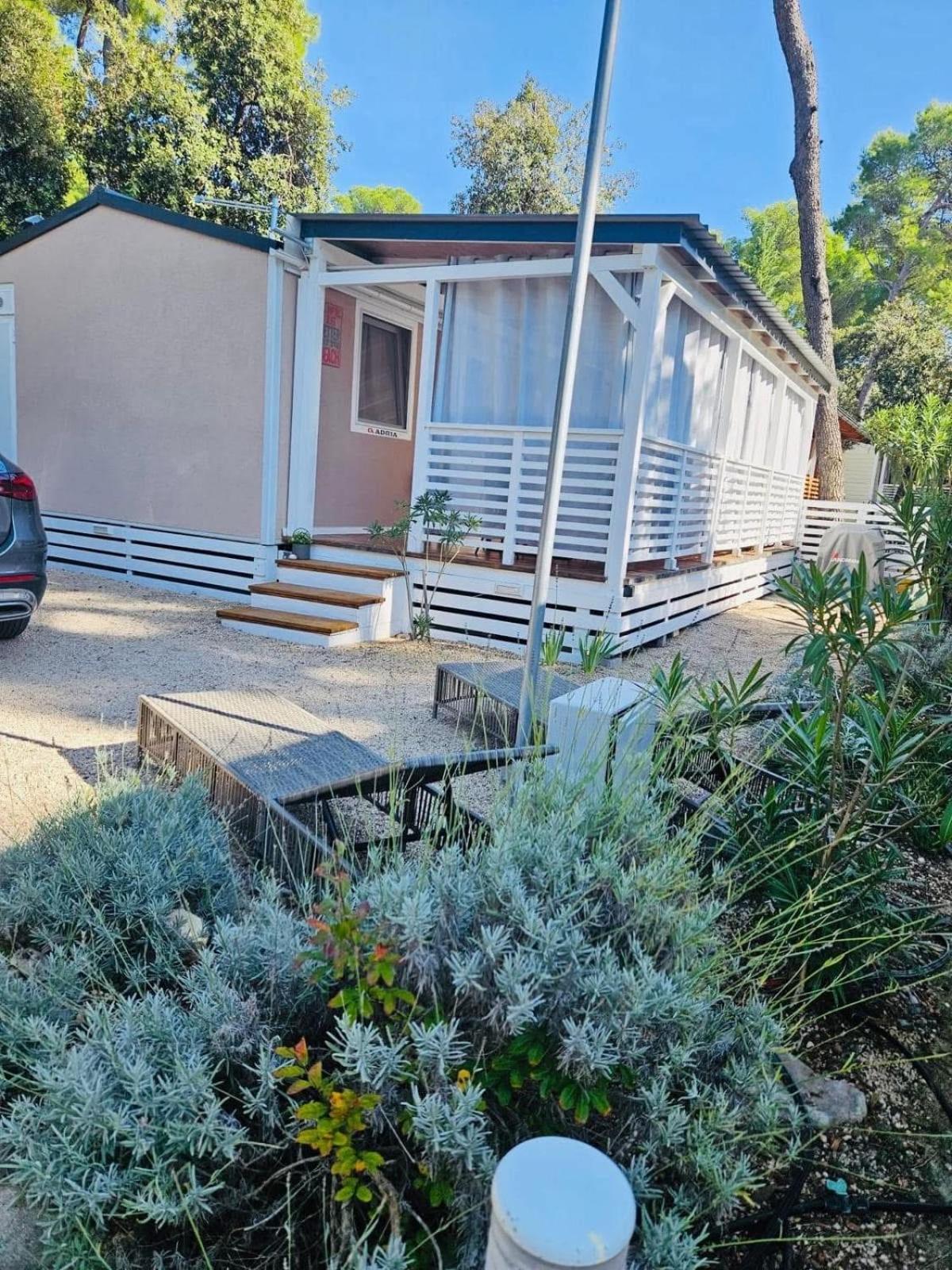 Mobile Home Peponi Del Mar, Brand New Biograd Na Moru Exteriör bild